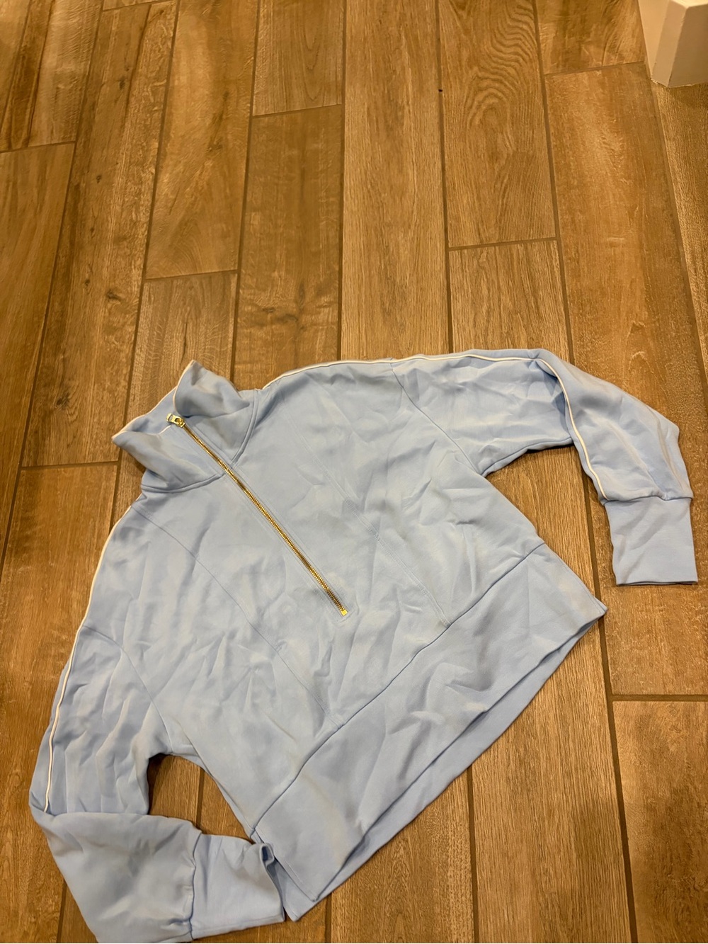 Varley Davenport Half-Zip Sweatshirt light blue small
